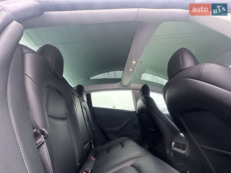 Седан Tesla Model 3 2020 в Львове фото 22 Седан Tesla Model 3 2020 в Львове