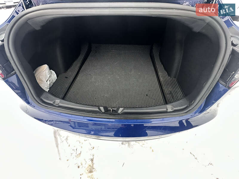 Седан Tesla Model 3 2020 в Львове фото 30 Седан Tesla Model 3 2020 в Львове