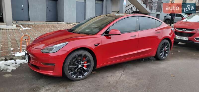 Седан Tesla Model 3 2022 в Киеве