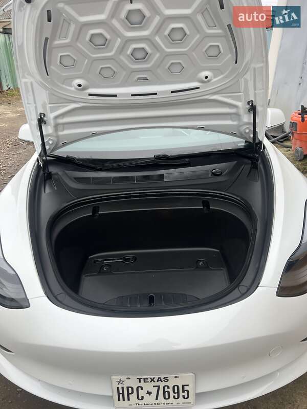 Седан Tesla Model 3 2019 в Івано-Франківську фото 2 Седан Tesla Model 3 2019 в Івано-Франківську