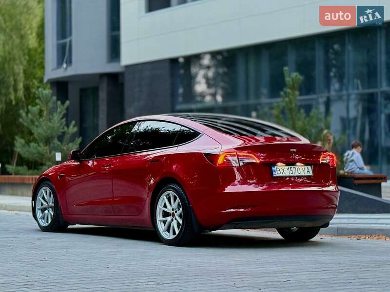 Седан Tesla Model 3 2021 в Івано-Франківську фото 39 Седан Tesla Model 3 2021 в Івано-Франківську