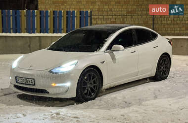 Седан Tesla Model 3 2019 в Києві