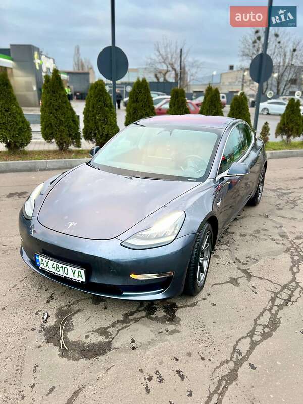 Седан Tesla Model 3 2018 в Харькове