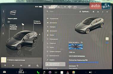 Седан Tesla Model 3 2024 в Киеве