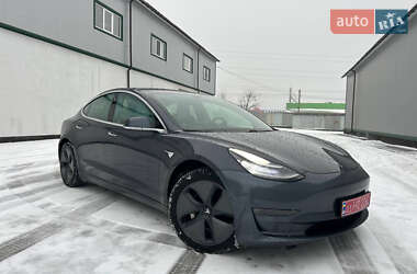 Седан Tesla Model 3 2020 в Виннице