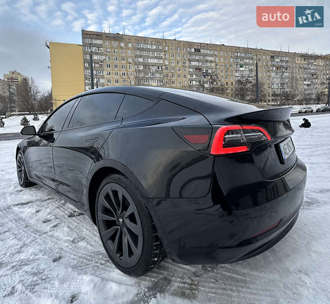 Седан Tesla Model 3 2022 в Днепре