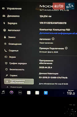 Седан Tesla Model 3 2021 в Полтаве
