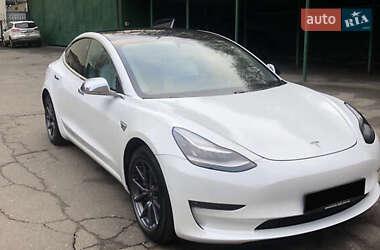 Седан Tesla Model 3 2019 в Києві