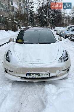 Седан Tesla Model 3 2017 в Львові