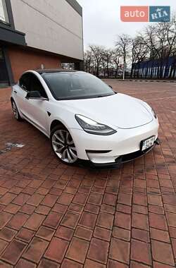Седан Tesla Model 3 2019 в Одессе