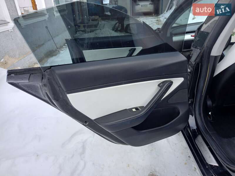 Седан Tesla Model 3 2018 в Каменец-Подольском