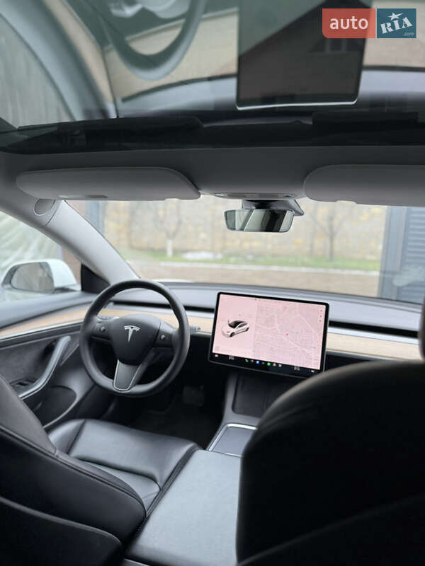 Седан Tesla Model 3 2022 в Одессе