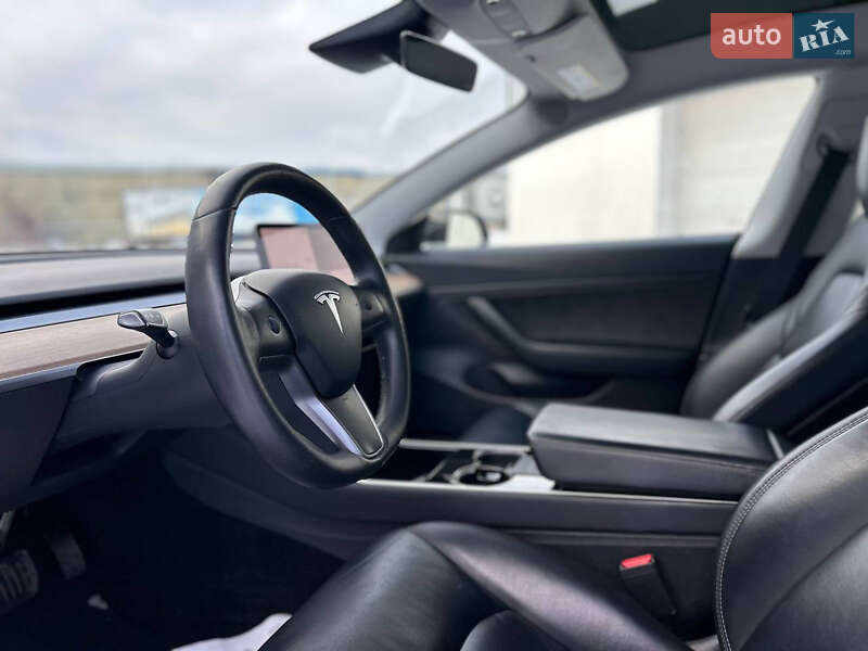 Седан Tesla Model 3 2020 в Виннице фото 15 Седан Tesla Model 3 2020 в Виннице