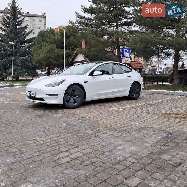 Седан Tesla Model 3 2020 в Ивано-Франковске фото 4 Седан Tesla Model 3 2020 в Ивано-Франковске