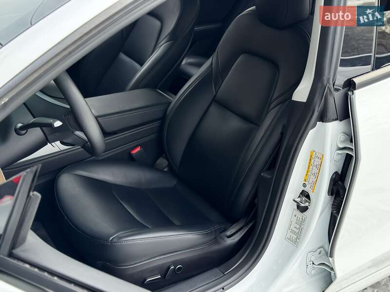 Седан Tesla Model 3 2022 в Киеве фото 13 Седан Tesla Model 3 2022 в Киеве