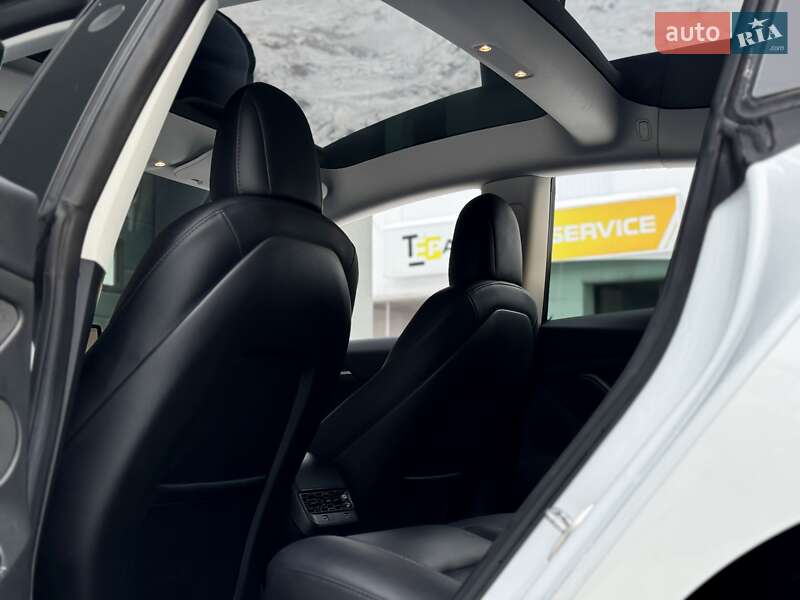 Седан Tesla Model 3 2022 в Киеве фото 16 Седан Tesla Model 3 2022 в Киеве