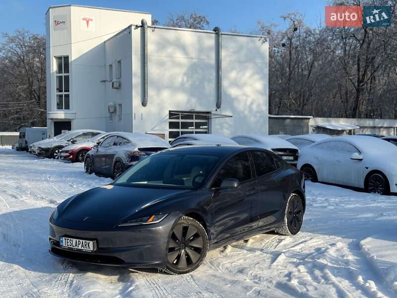 Седан Tesla Model 3 2024 в Киеве фото 2 Седан Tesla Model 3 2024 в Киеве