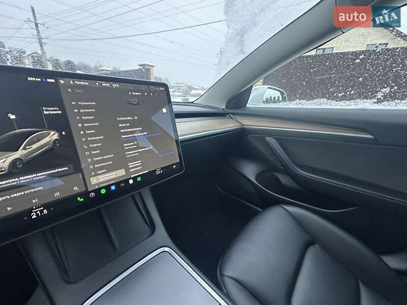 Седан Tesla Model 3 2021 в Виннице