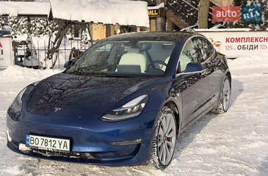 Седан Tesla Model 3 2019 в Тернополе
