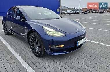 Седан Tesla Model 3 2023 в Виннице