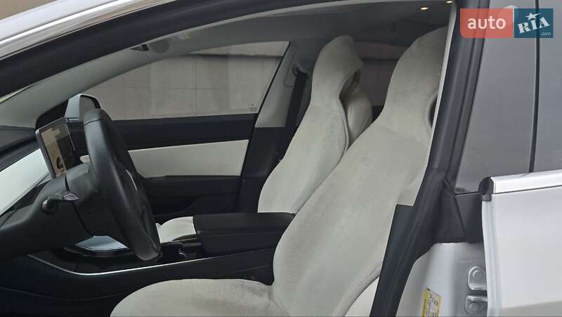 Седан Tesla Model 3 2019 в Одессе