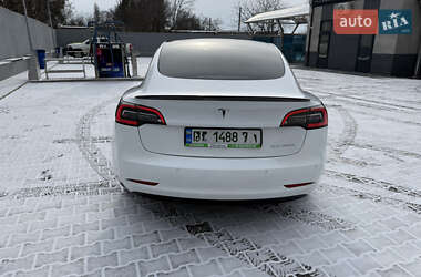 Седан Tesla Model 3 2021 в Николаеве фото 5 Седан Tesla Model 3 2021 в Николаеве