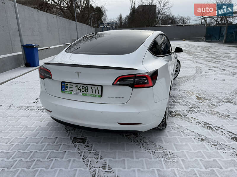 Седан Tesla Model 3 2021 в Николаеве фото 6 Седан Tesla Model 3 2021 в Николаеве