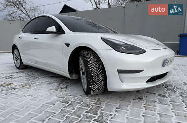 Седан Tesla Model 3 2021 в Николаеве фото 12 Седан Tesla Model 3 2021 в Николаеве