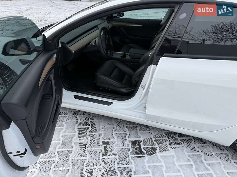 Седан Tesla Model 3 2021 в Николаеве фото 20 Седан Tesla Model 3 2021 в Николаеве