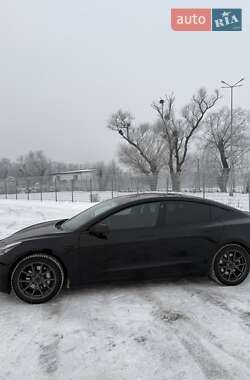 Седан Tesla Model 3 2019 в Черновцах