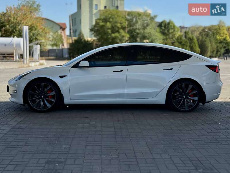 Седан Tesla Model 3 2019 в Днепре