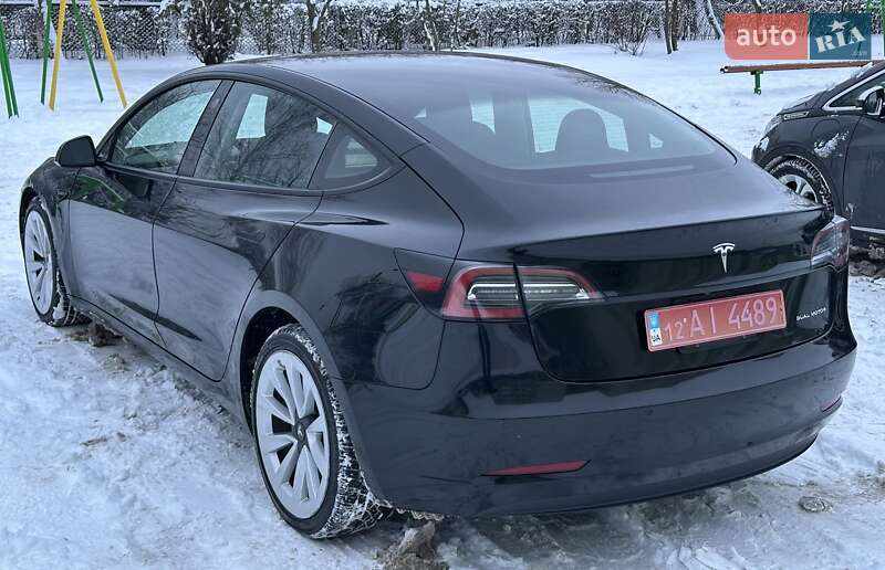 Седан Tesla Model 3 2022 в Рівному