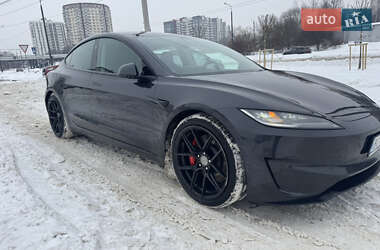 Седан Tesla Model 3 2024 в Львове