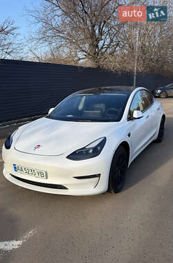 Седан Tesla Model 3 2022 в Одессе