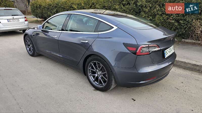 Седан Tesla Model 3 2019 в Львові фото 11 Седан Tesla Model 3 2019 в Львові