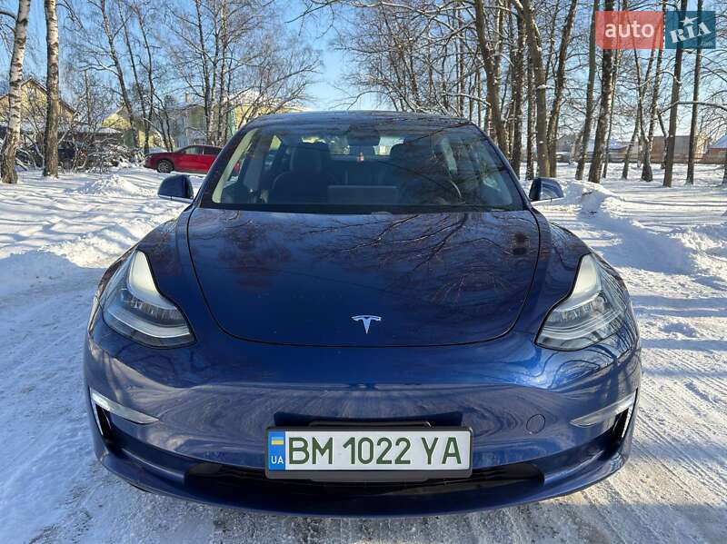 Tesla Model 3 2020