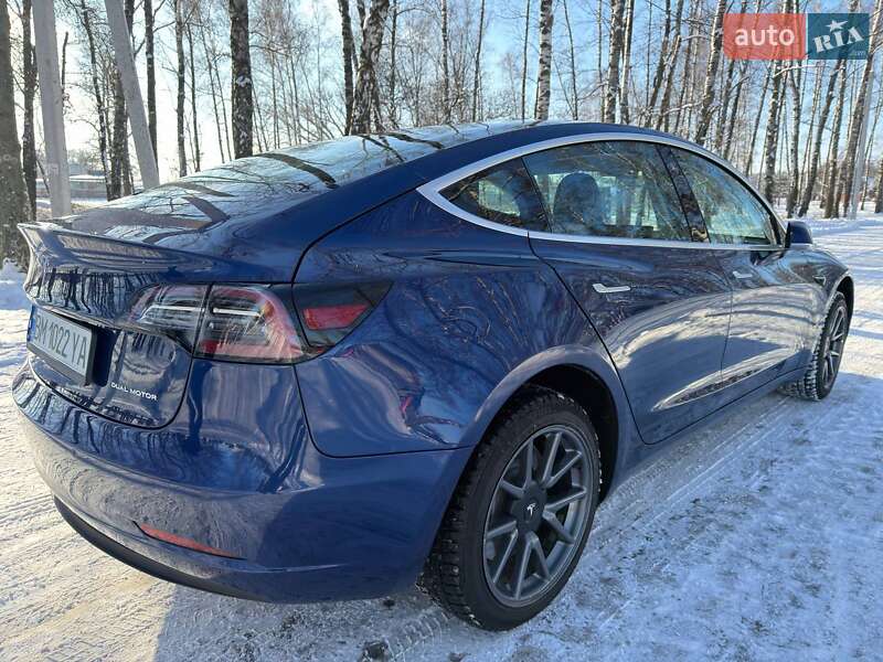 Седан Tesla Model 3 2020 в Ахтырке