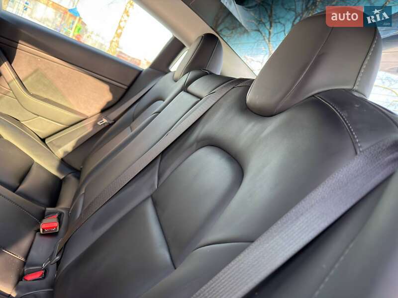 Седан Tesla Model 3 2020 в Ахтырке