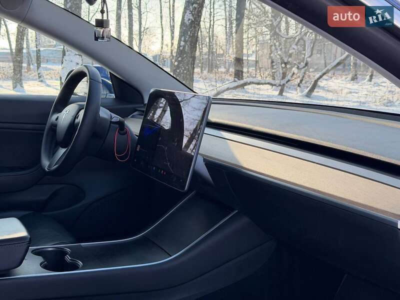Седан Tesla Model 3 2020 в Ахтырке