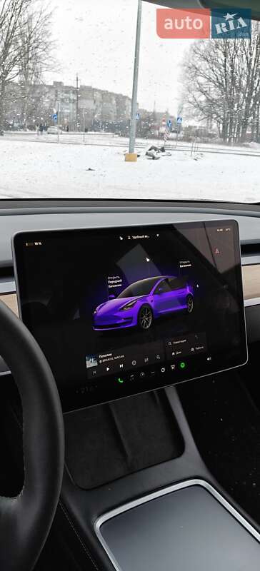 Седан Tesla Model 3 2023 в Кропивницькому