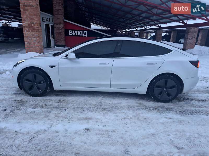 Седан Tesla Model 3 2019 в Львове фото 7 Седан Tesla Model 3 2019 в Львове