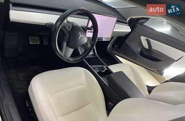 Седан Tesla Model 3 2018 в Одессе