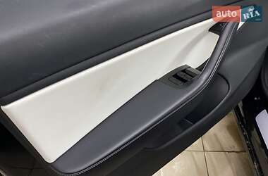 Седан Tesla Model 3 2018 в Одессе