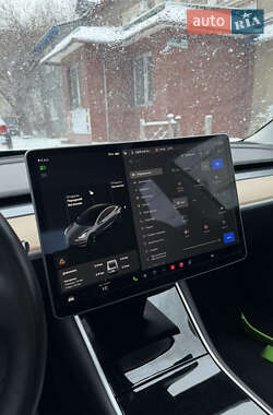 Седан Tesla Model 3 2018 в Харькове