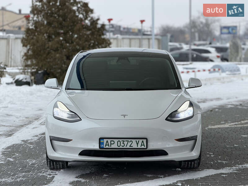 Седан Tesla Model 3 2020 в Запорожье