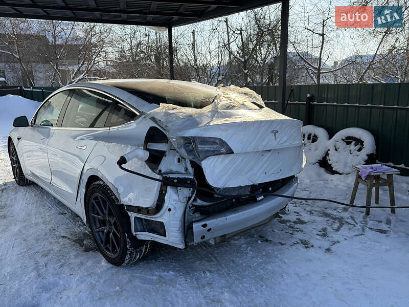 Седан Tesla Model 3 2018 в Владимире