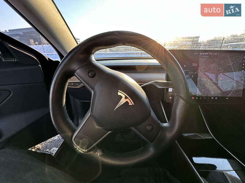 Седан Tesla Model 3 2018 в Киеве фото 14 Седан Tesla Model 3 2018 в Киеве