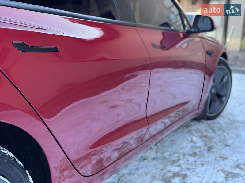 Седан Tesla Model 3 2021 в Ивано-Франковске