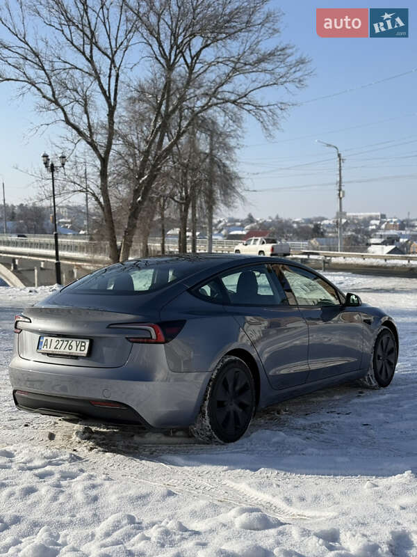Седан Tesla Model 3 2024 в Білій Церкві