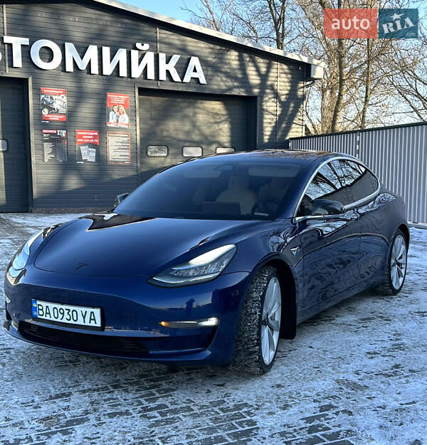 Седан Tesla Model 3 2018 в Александрие